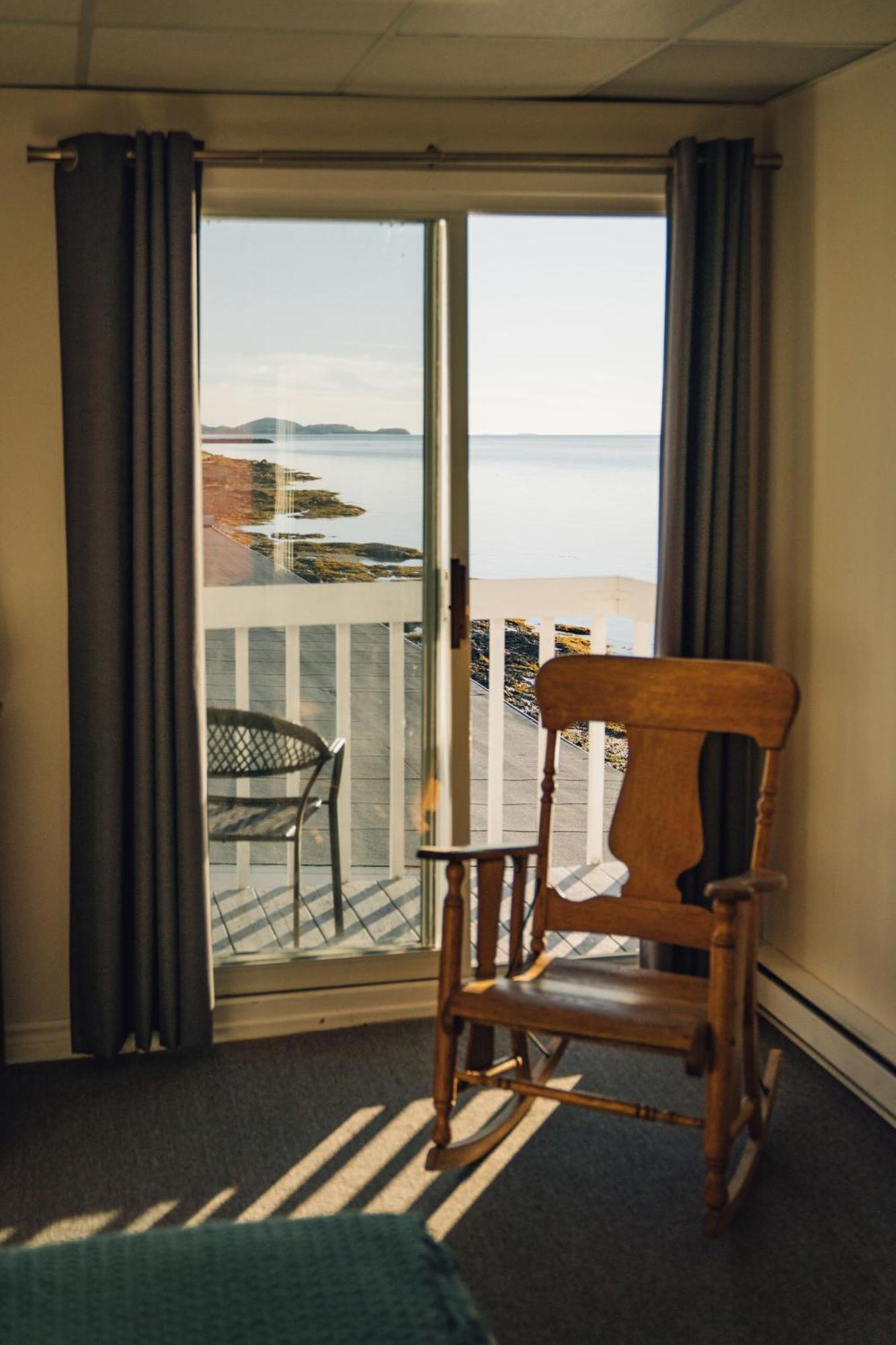 Auberge Sur Mer Notre-Dame-du-Portage Exteriör bild